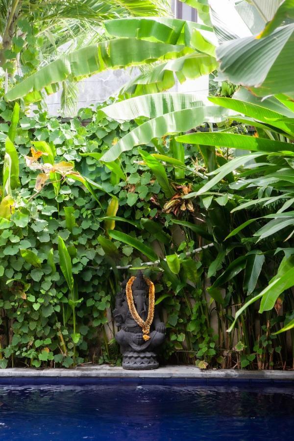 The Spare Room Bali Canggu Exteriör bild