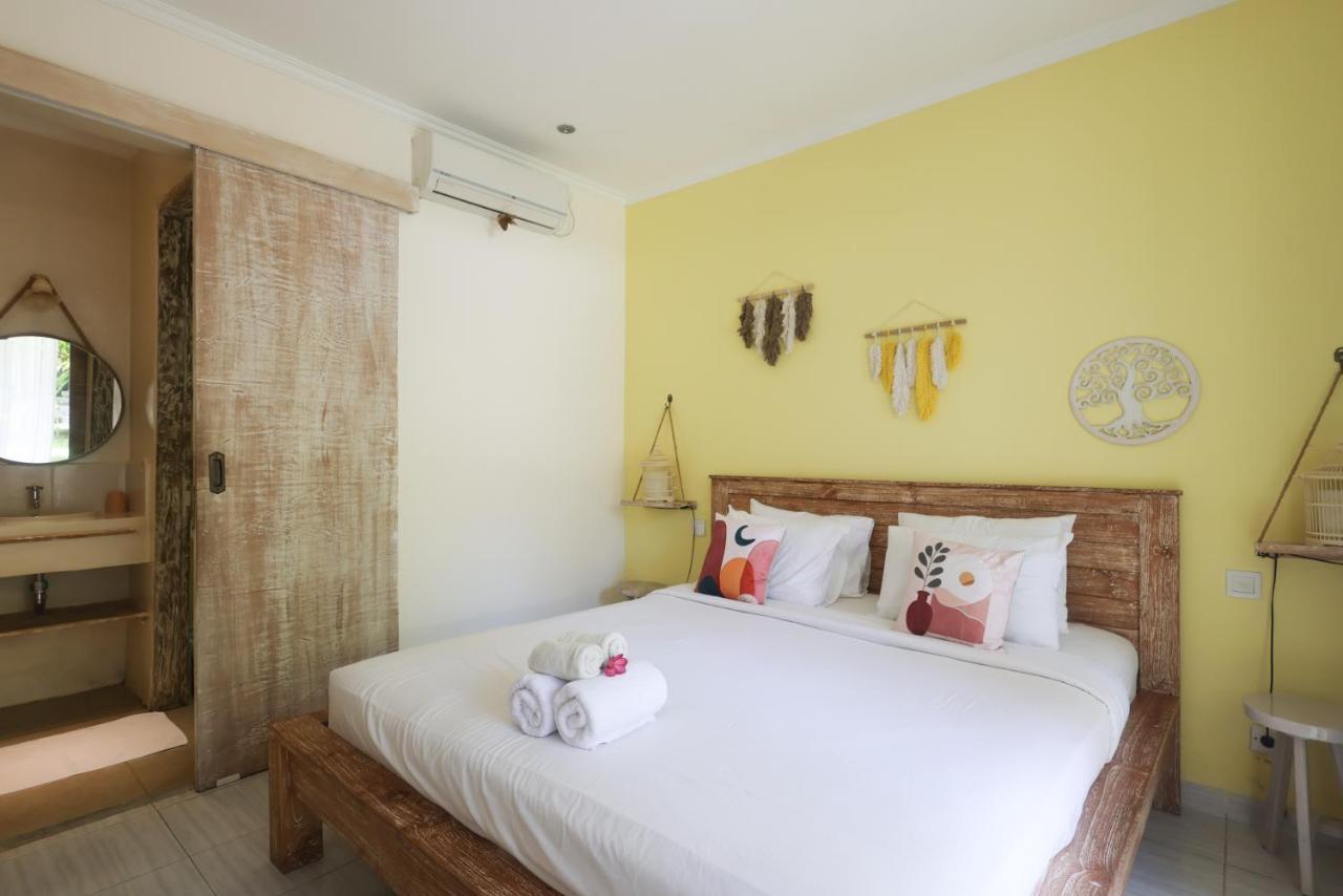The Spare Room Bali Canggu Exteriör bild