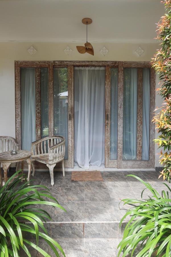 The Spare Room Bali Canggu Exteriör bild