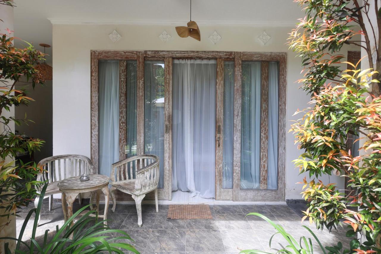 The Spare Room Bali Canggu Exteriör bild